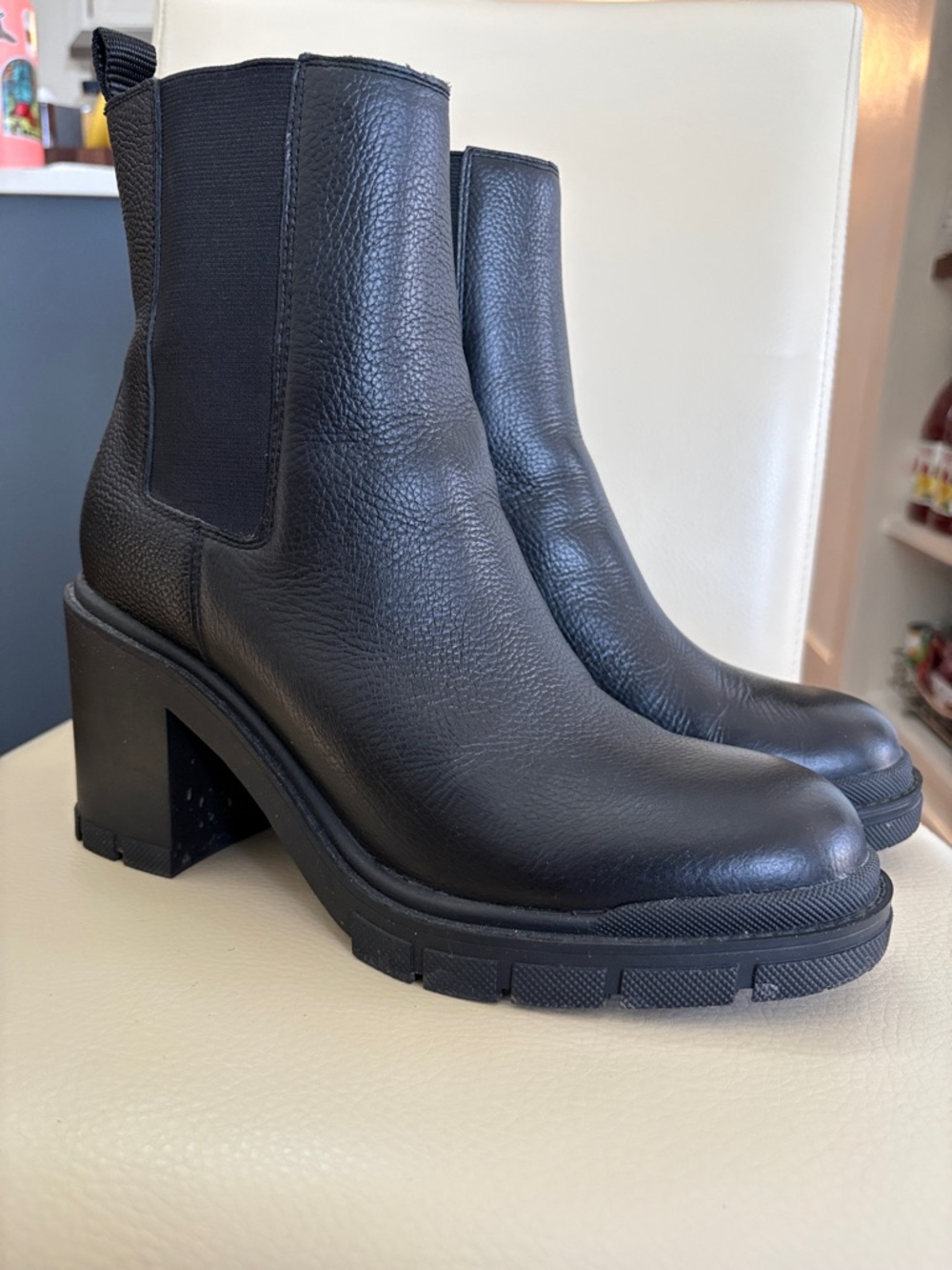 Marc Fisher Black Leather Chunky Heel Chelsea Boots